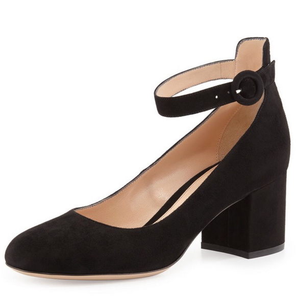 ankle strap pumps block heel